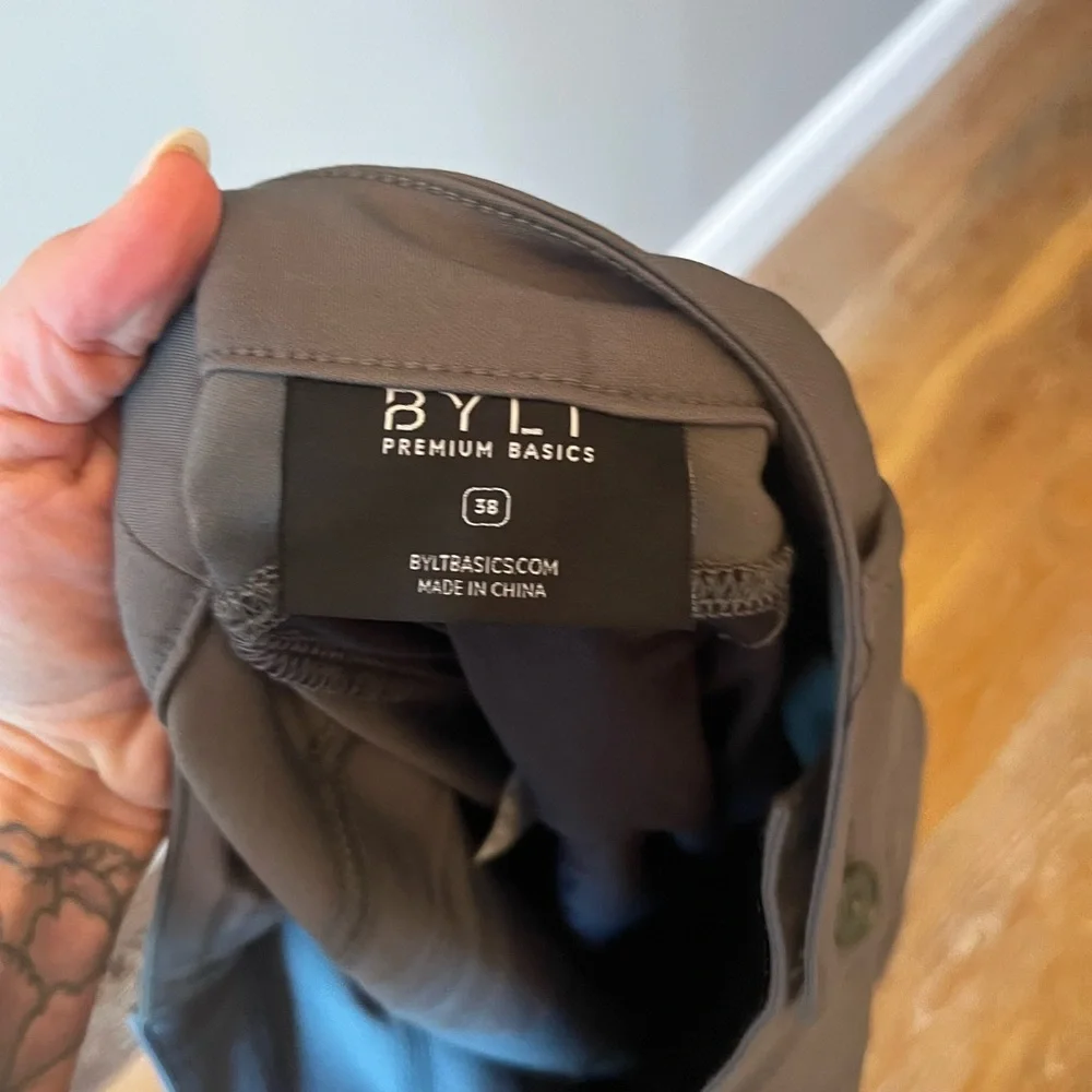 BYLT Basics Men's Charcoal Chinos NWT - Picture 12 of 14